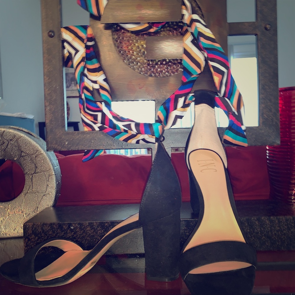 8.5 Ankle strap INC sandals